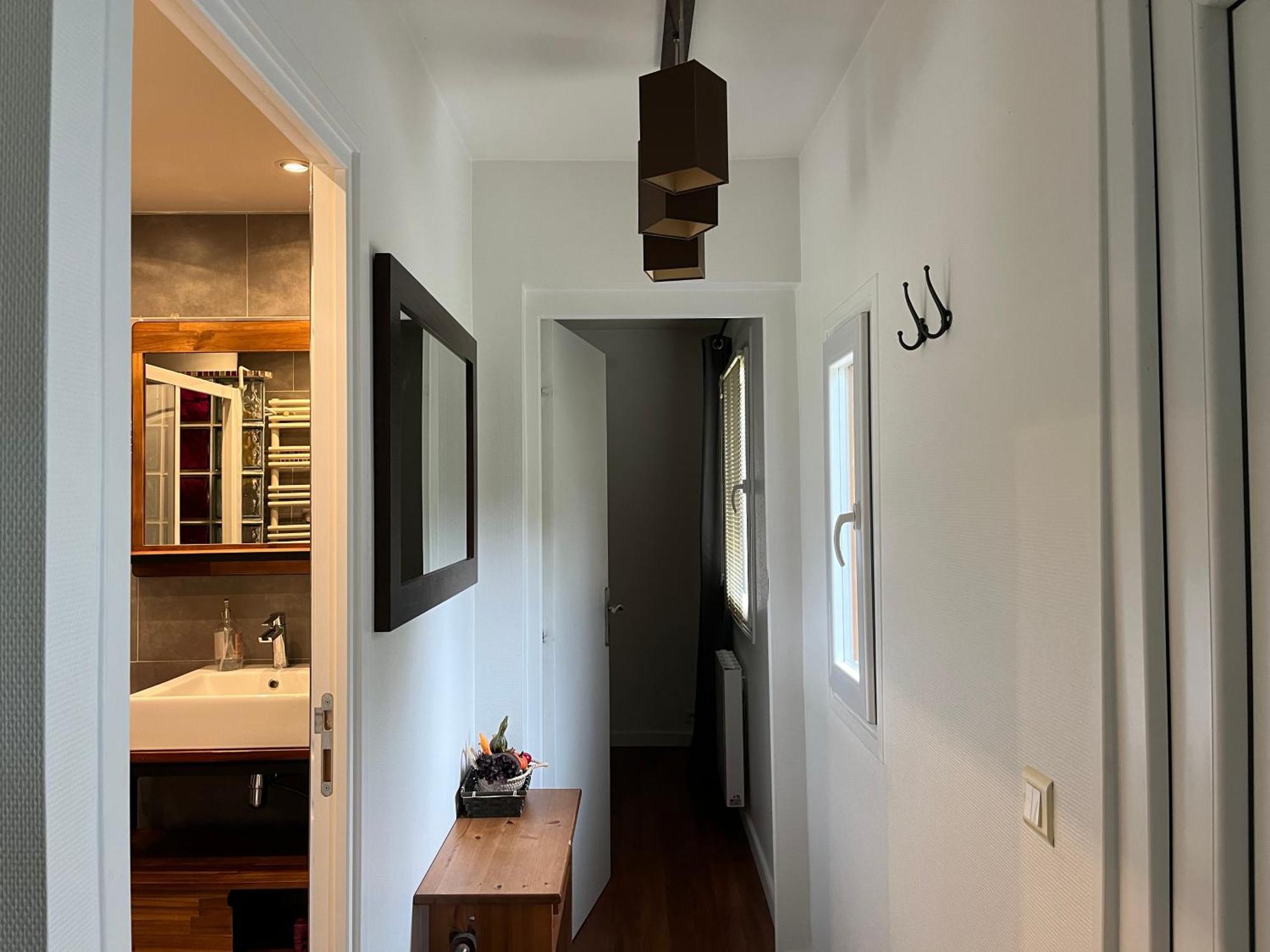T1 Au Calme Genevieve Des Bois Apartment *
